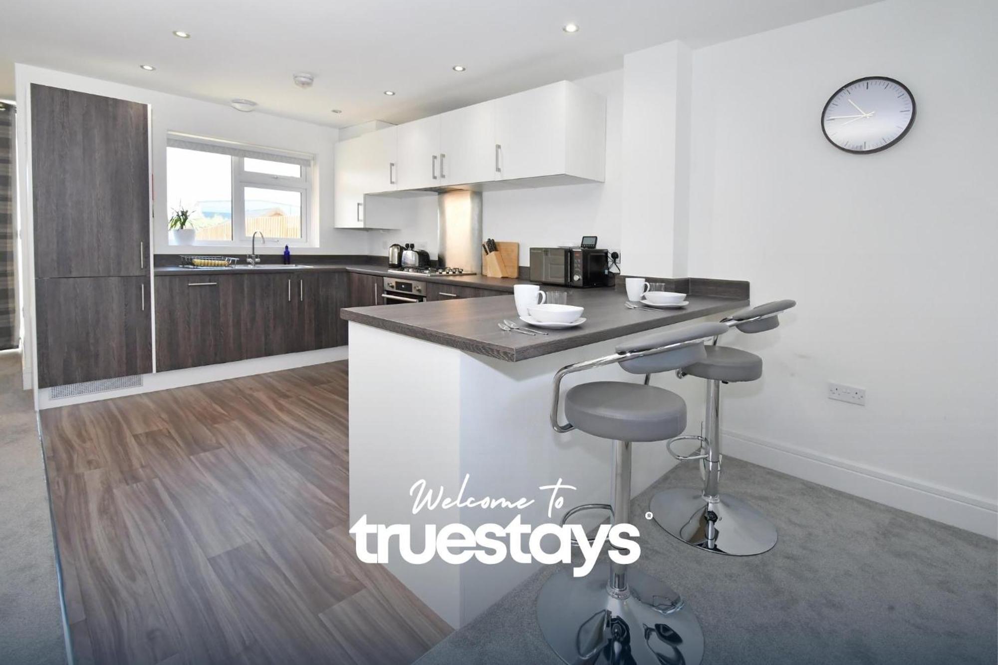Regal House By True Stays - 3 Bedroom House In Stoke-On-Trent Kültér fotó