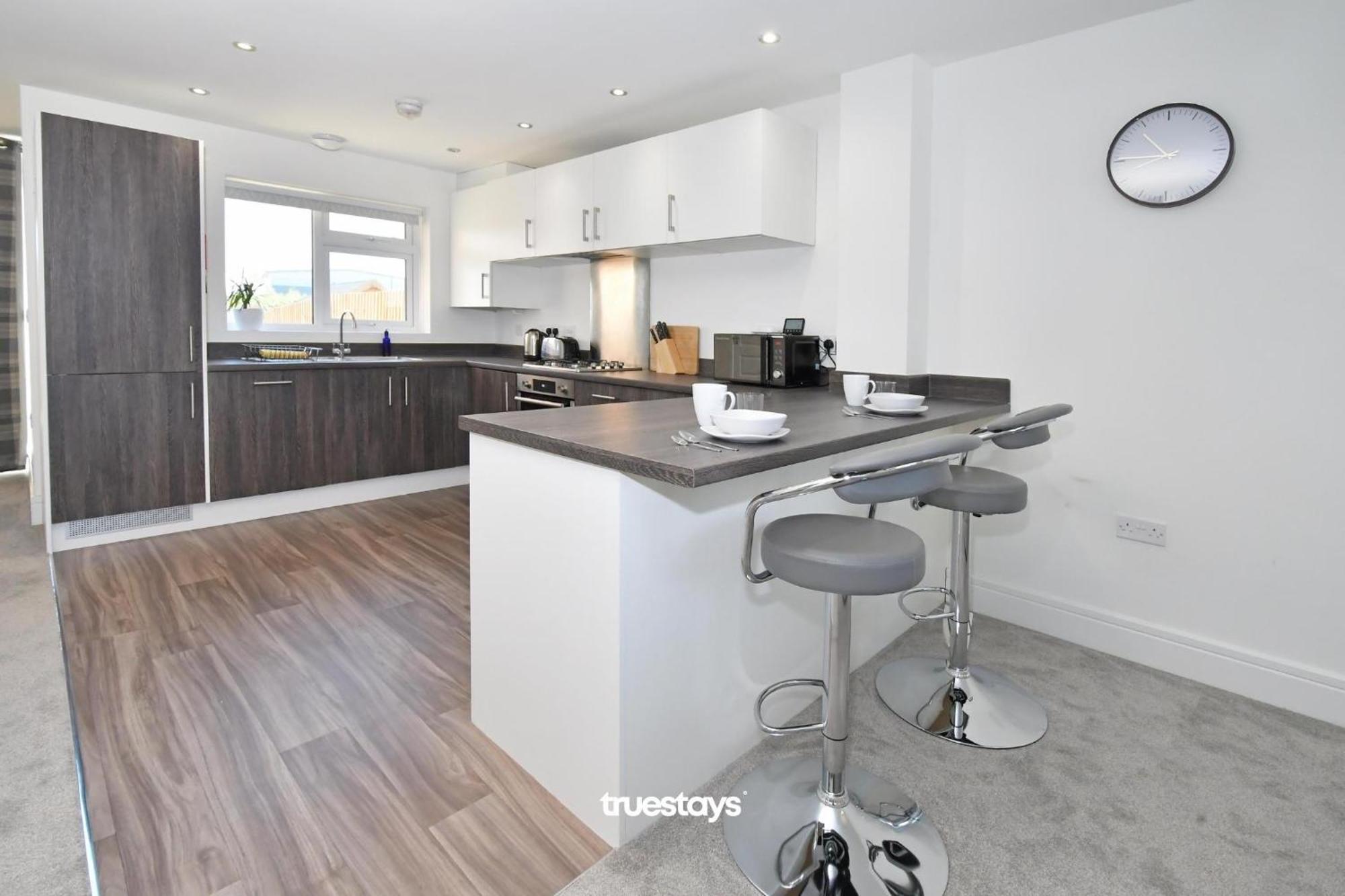 Regal House By True Stays - 3 Bedroom House In Stoke-On-Trent Kültér fotó
