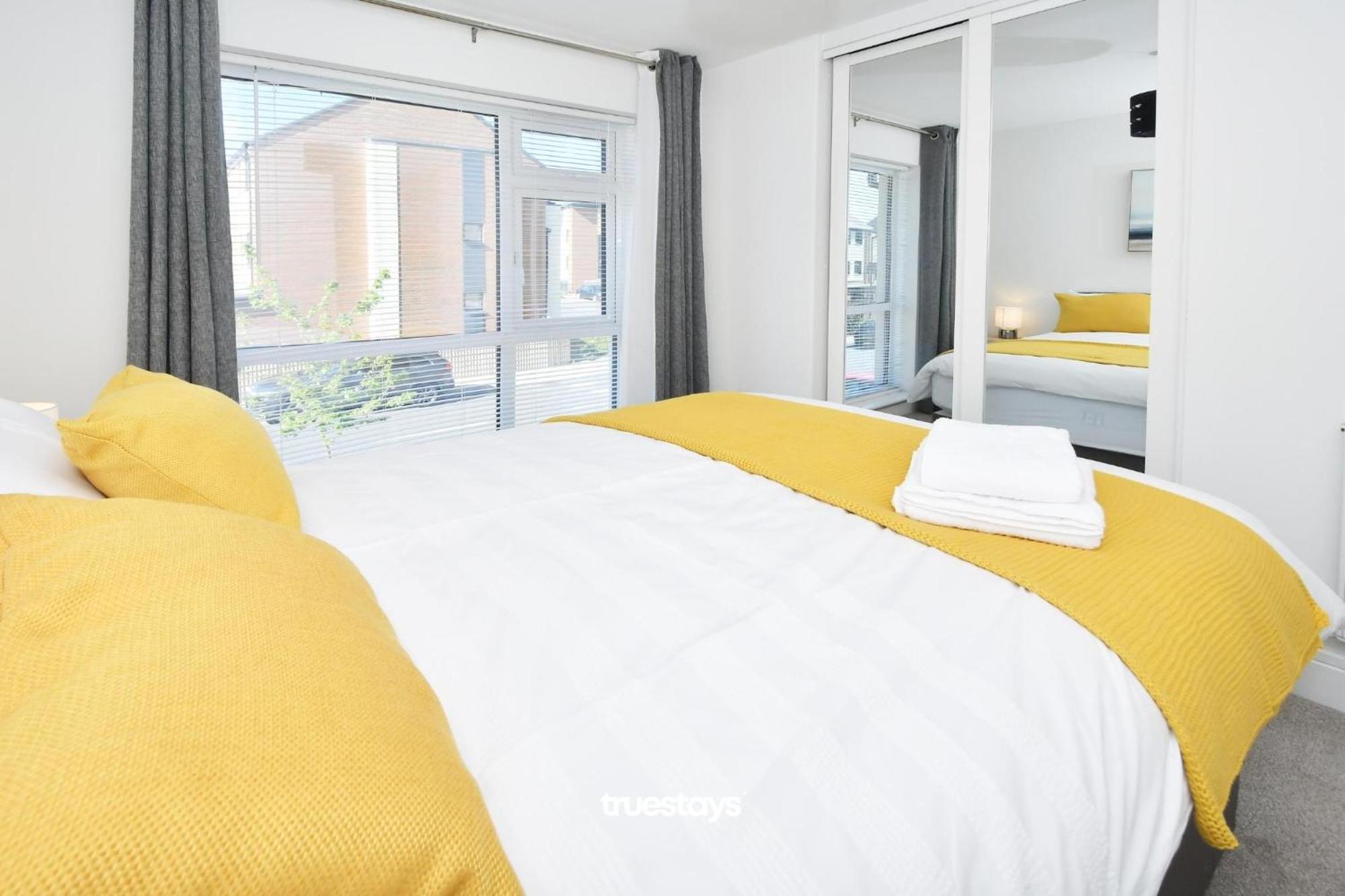 Regal House By True Stays - 3 Bedroom House In Stoke-On-Trent Kültér fotó