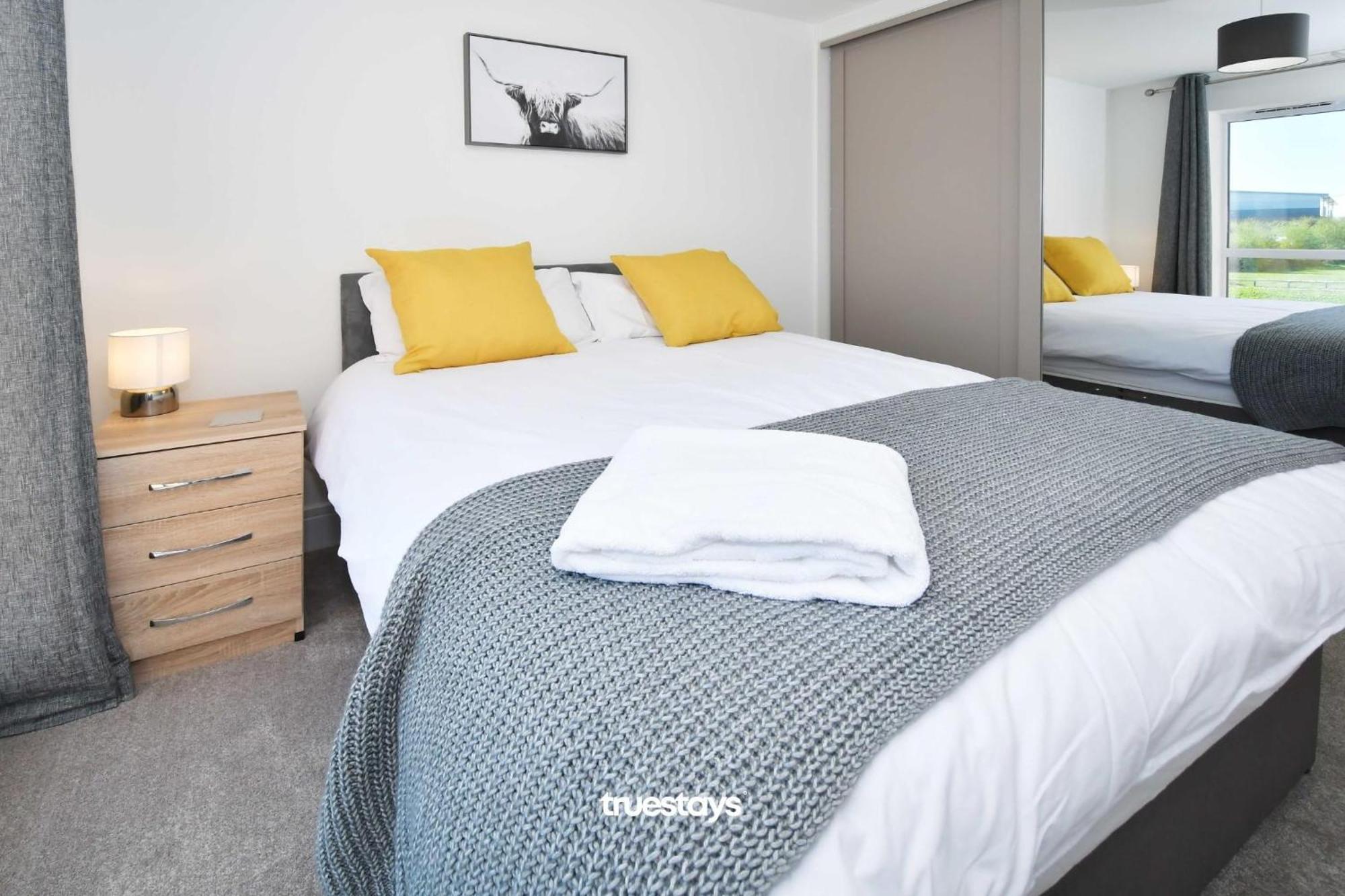 Regal House By True Stays - 3 Bedroom House In Stoke-On-Trent Kültér fotó